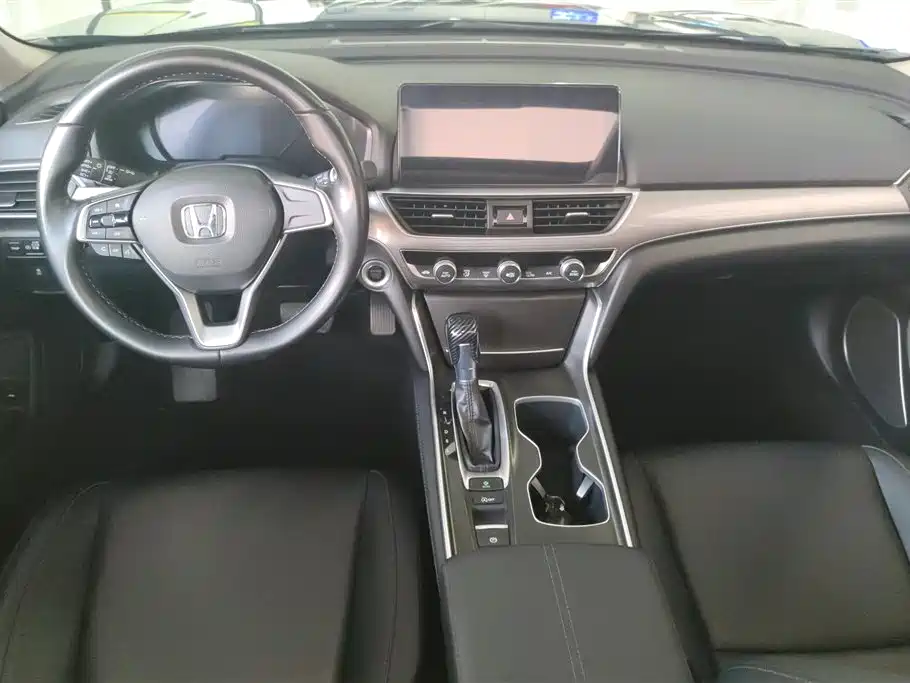 Honda Accord 2022 — фото 12