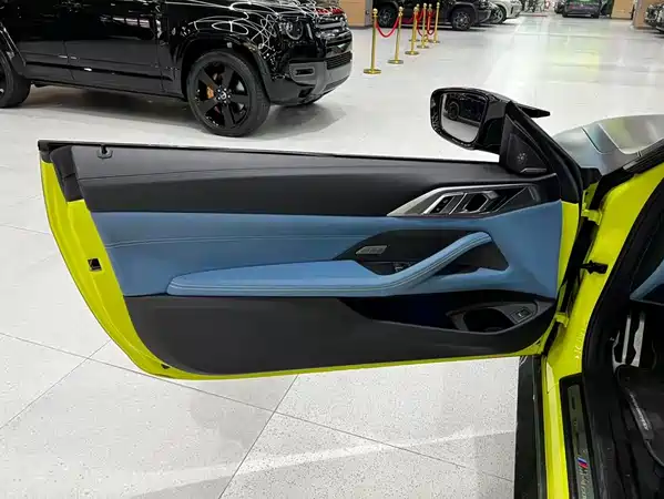 BMW M4 2022