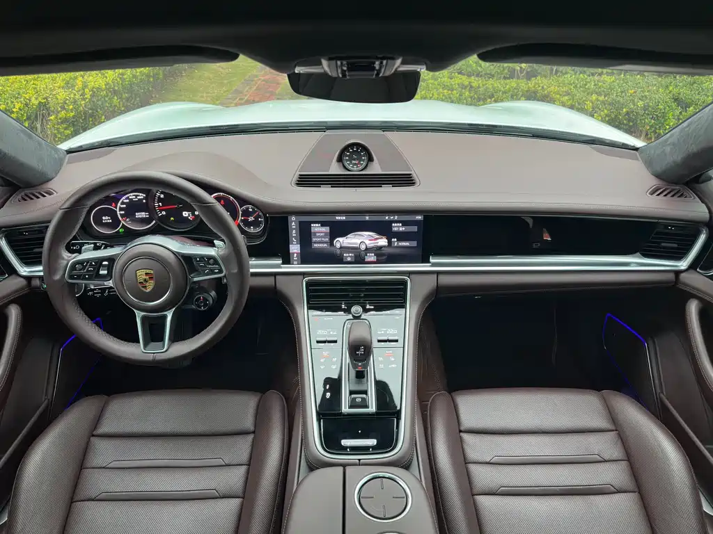 Porsche Panamera 2021 — фото 11