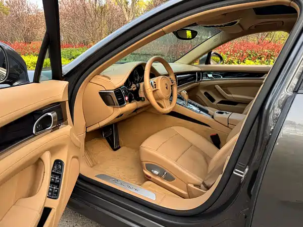 Porsche Panamera 2010