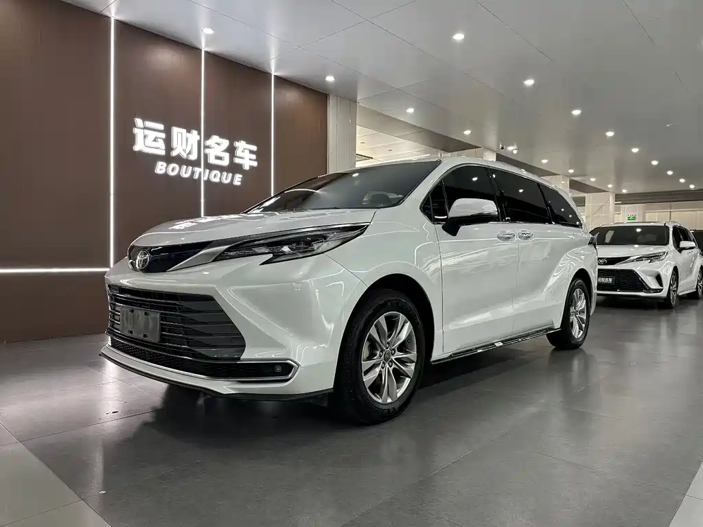 Toyota Sienna 2022