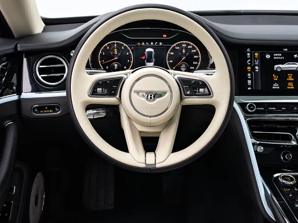 Bentley Flying Spur 2024 — фото 6