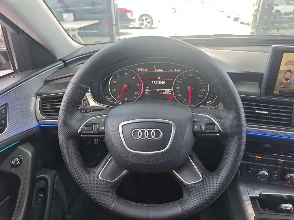 Audi A6L 2014 — фото 14