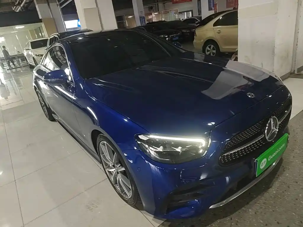 Mercedes-Benz E-Class 2021