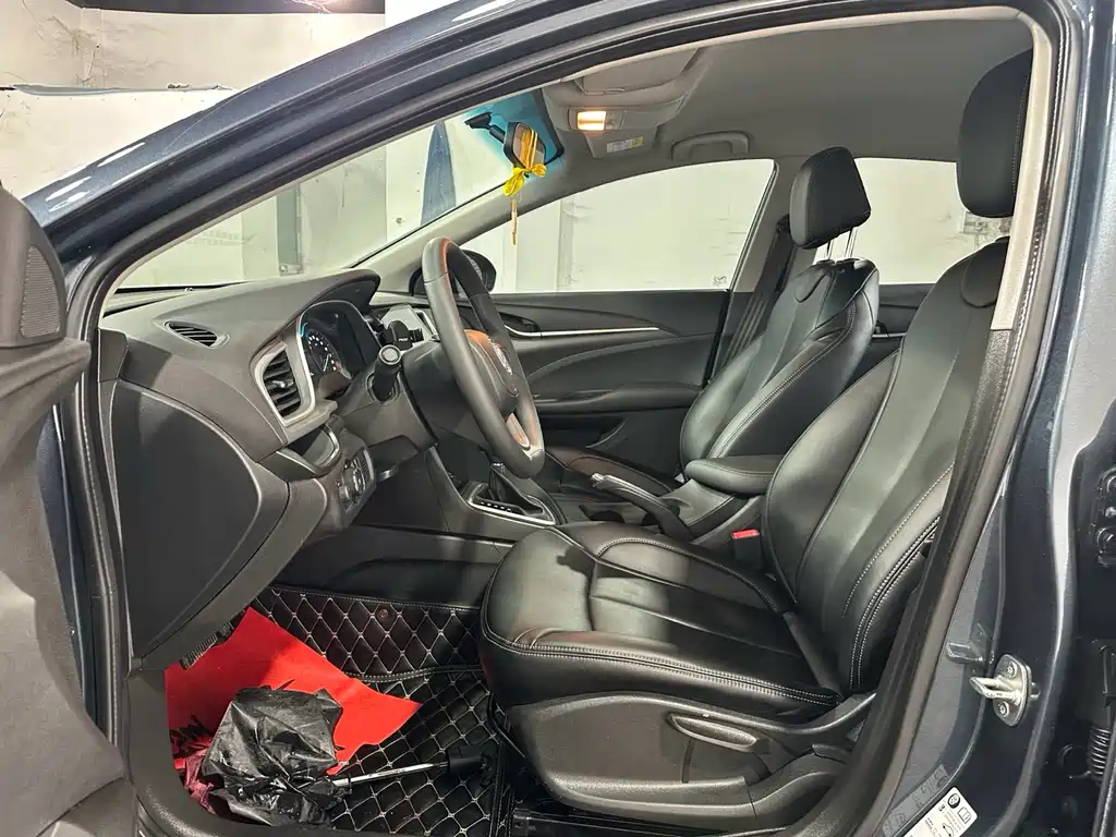 Buick Excelle 2020
