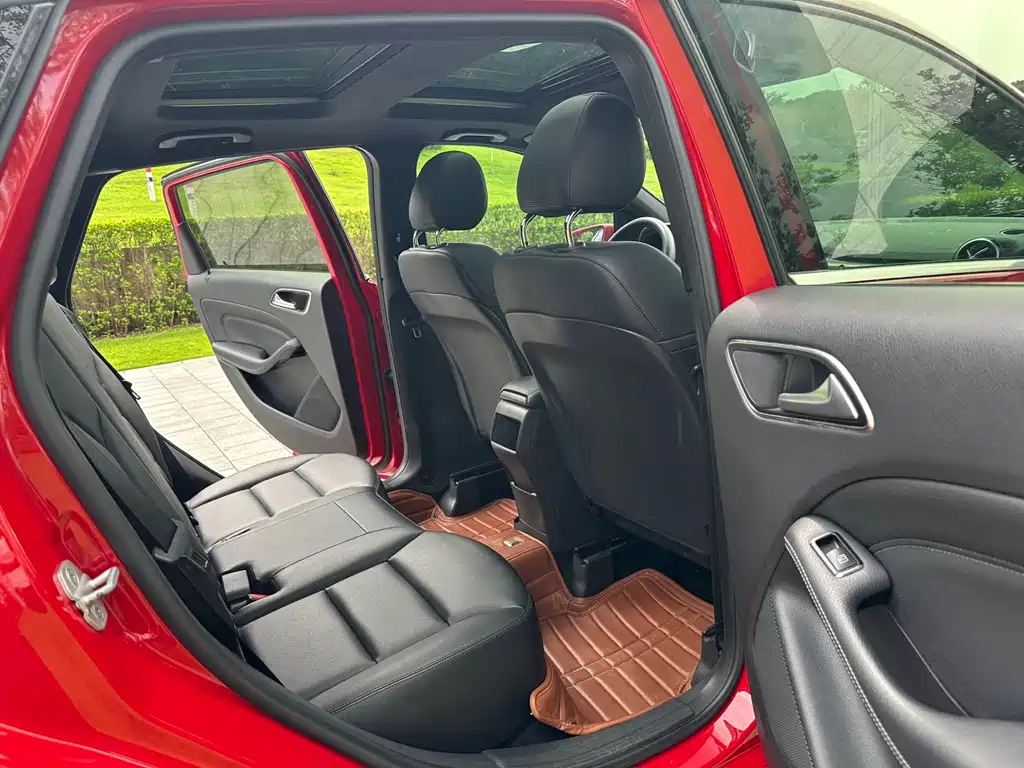 Mercedes-Benz B-Class 2014 — фото 13