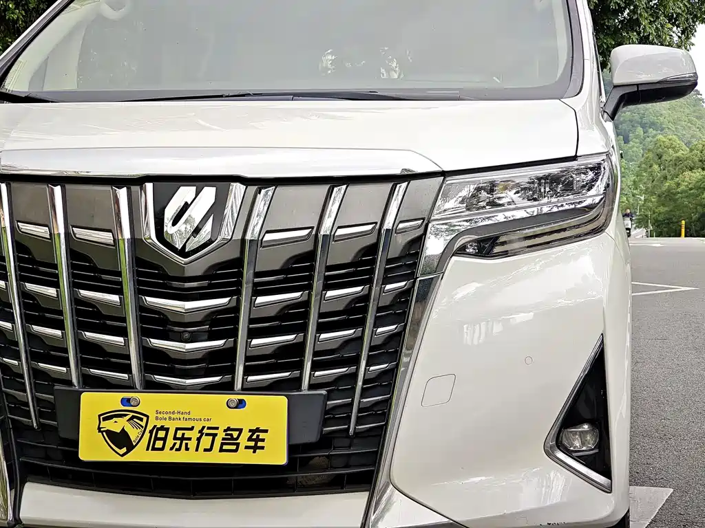 Toyota Alphard 2019
