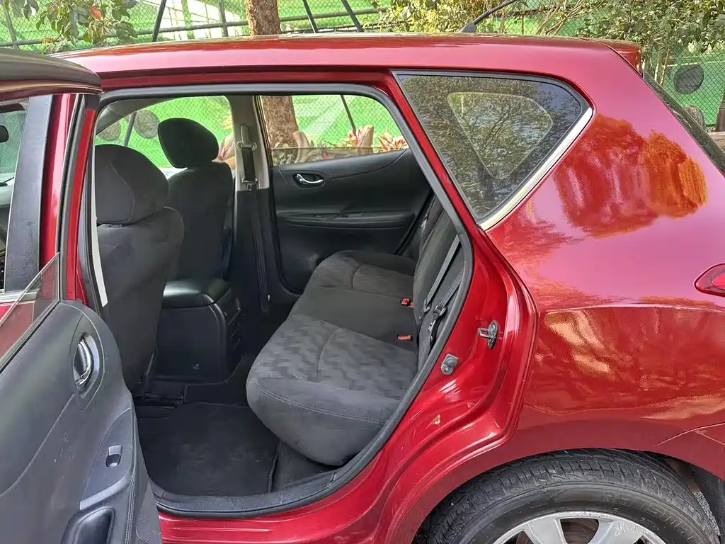 Nissan Tiida 2015 — фото 24