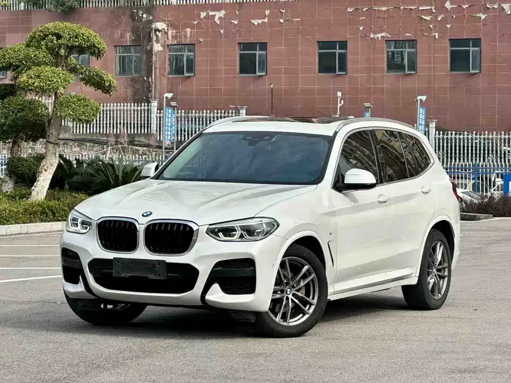 BMW X3 2021 — фото 1