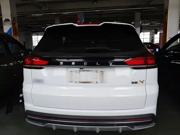 Geely Boyue 2022