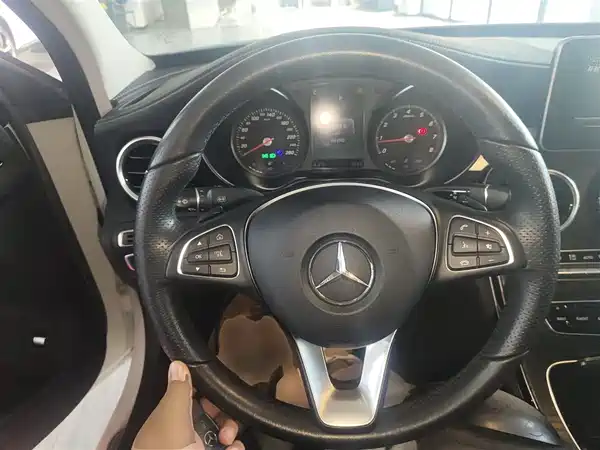 Mercedes-Benz C-Class 2018
