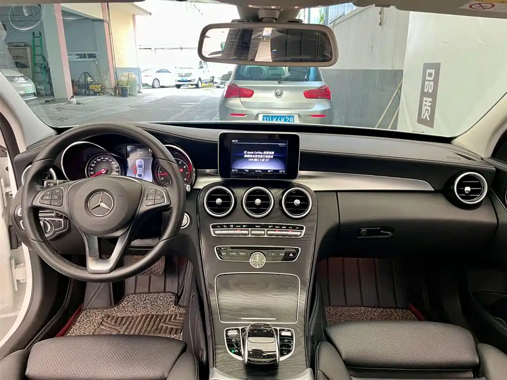Mercedes-Benz C-Class 2018 — фото 8