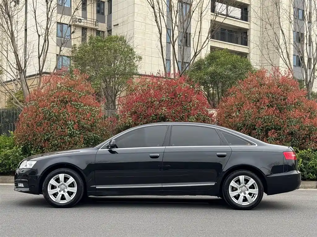 Audi A6L 2011 — фото 3