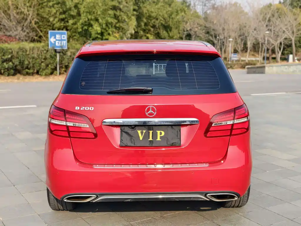 Mercedes-Benz B-Class 2017 — фото 10