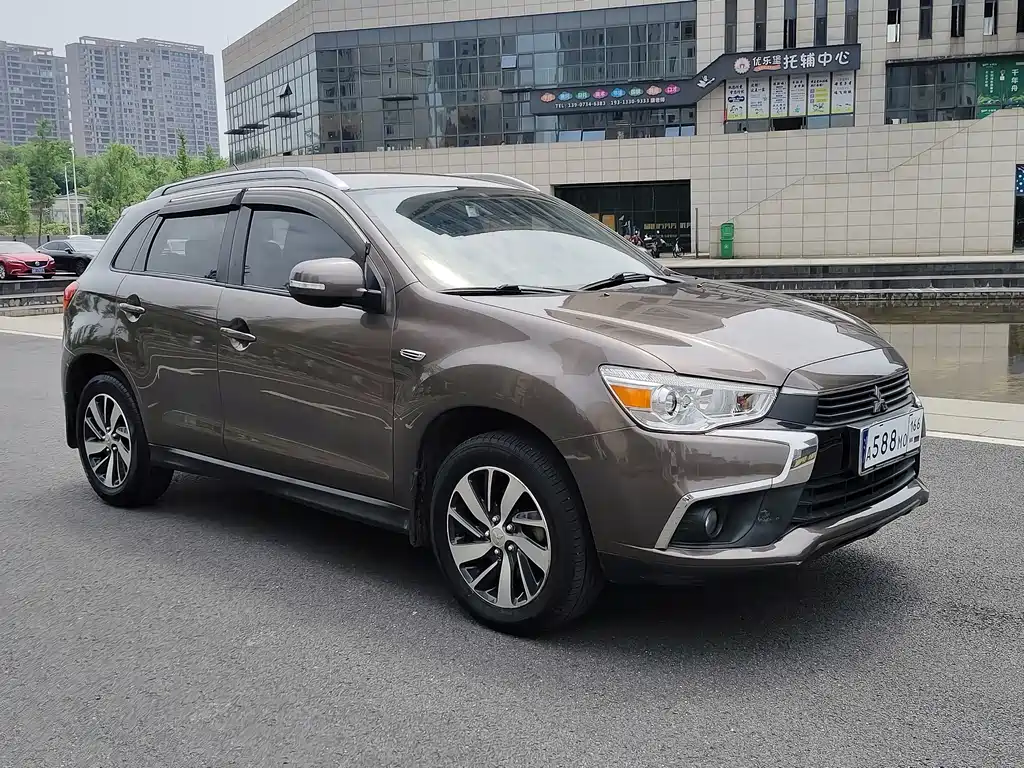 Mitsubishi ASX 2016 — фото 3