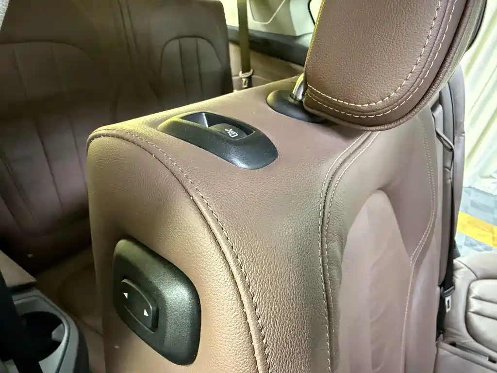 BMW X7 2020 — фото 38