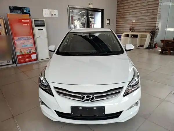 Hyundai Accent 2016