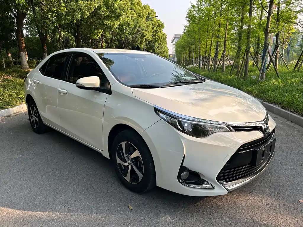Toyota Levin 2018 — фото 2