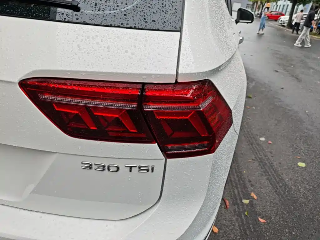 Volkswagen Tiguan L 2022 — фото 8