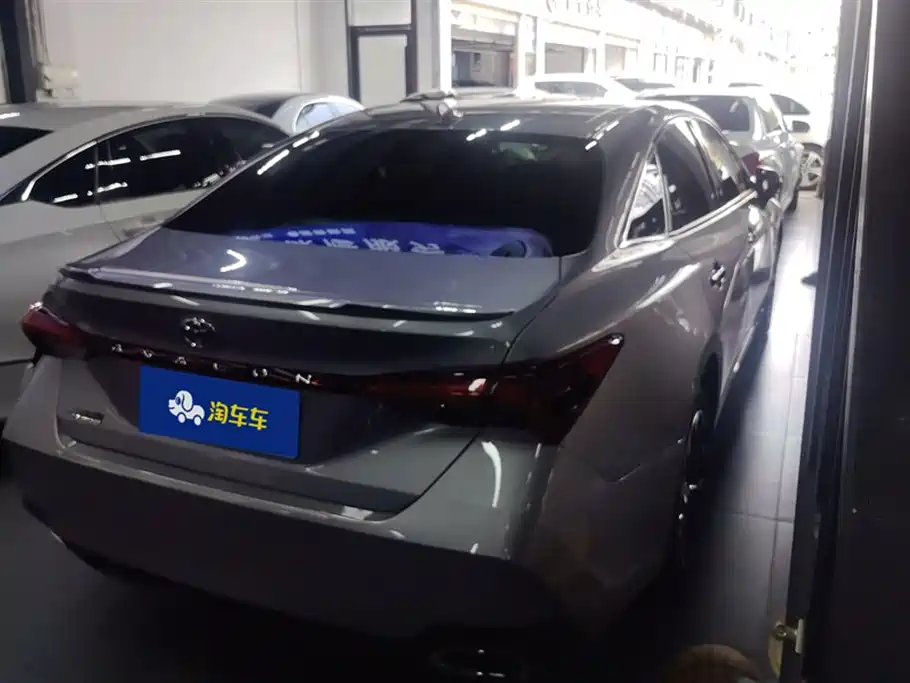 Toyota Avalon 2022