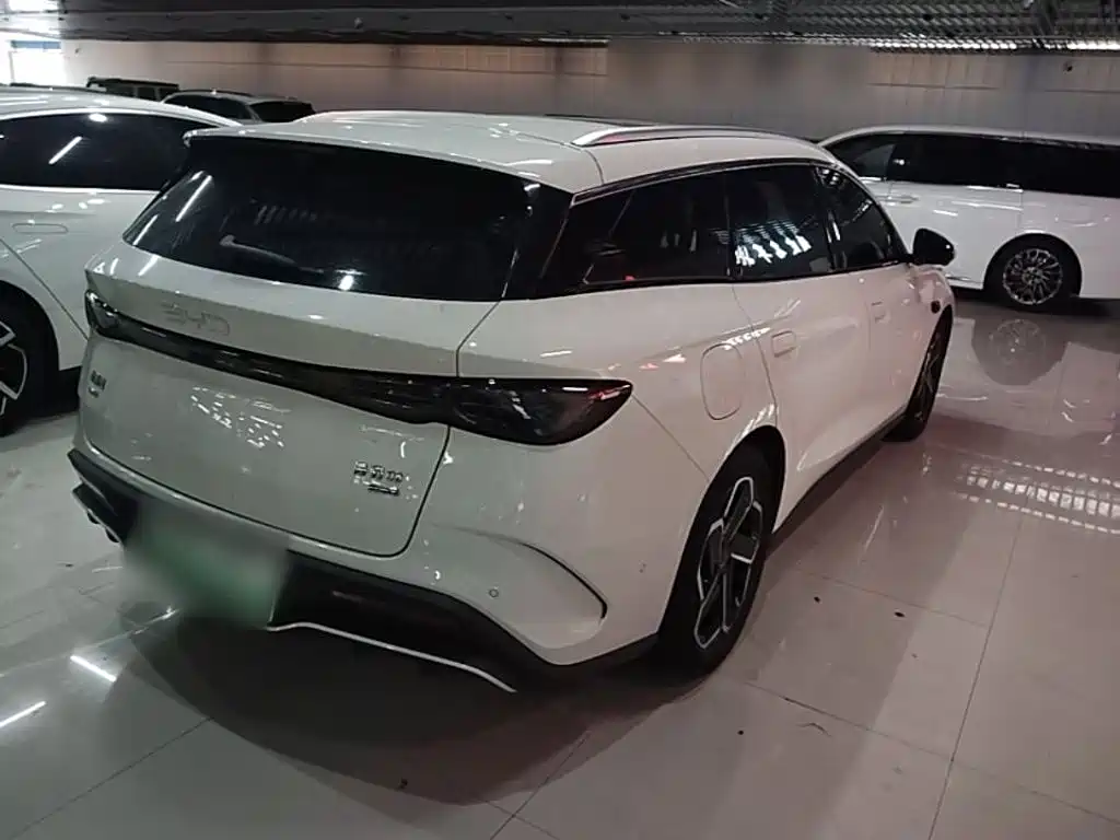 BYD Seal 06 DM-i Wagon 2026 — фото 7