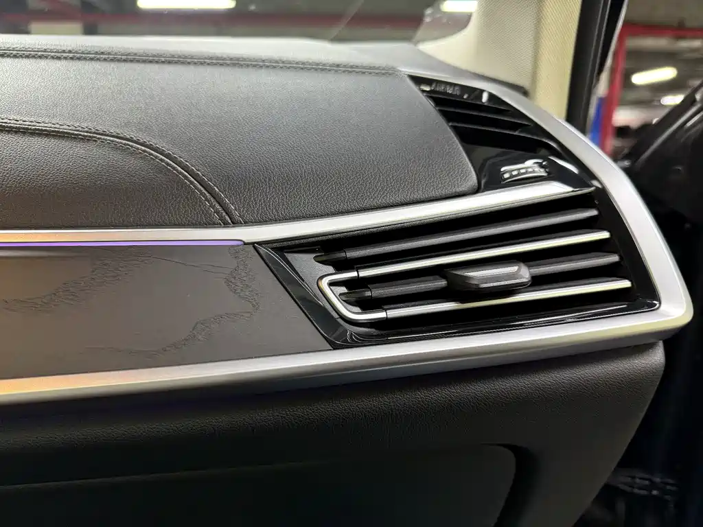 BMW X7 2020 — фото 19