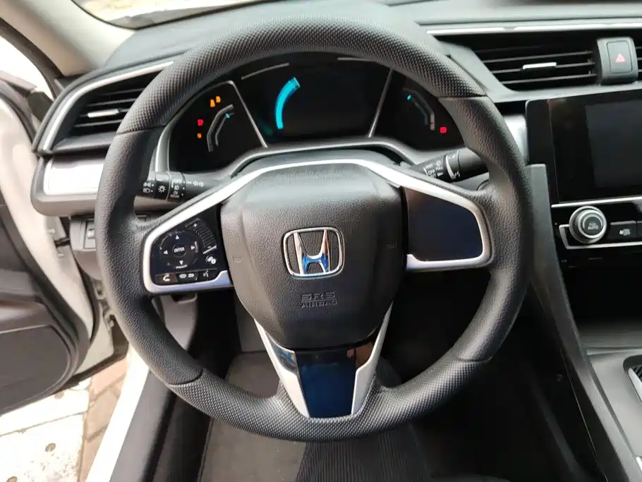 Honda Civic 2019 — фото 15