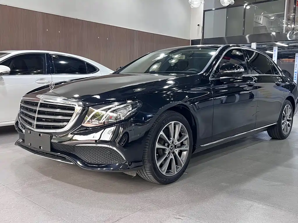 Mercedes-Benz E-Class 2019 — фото 1