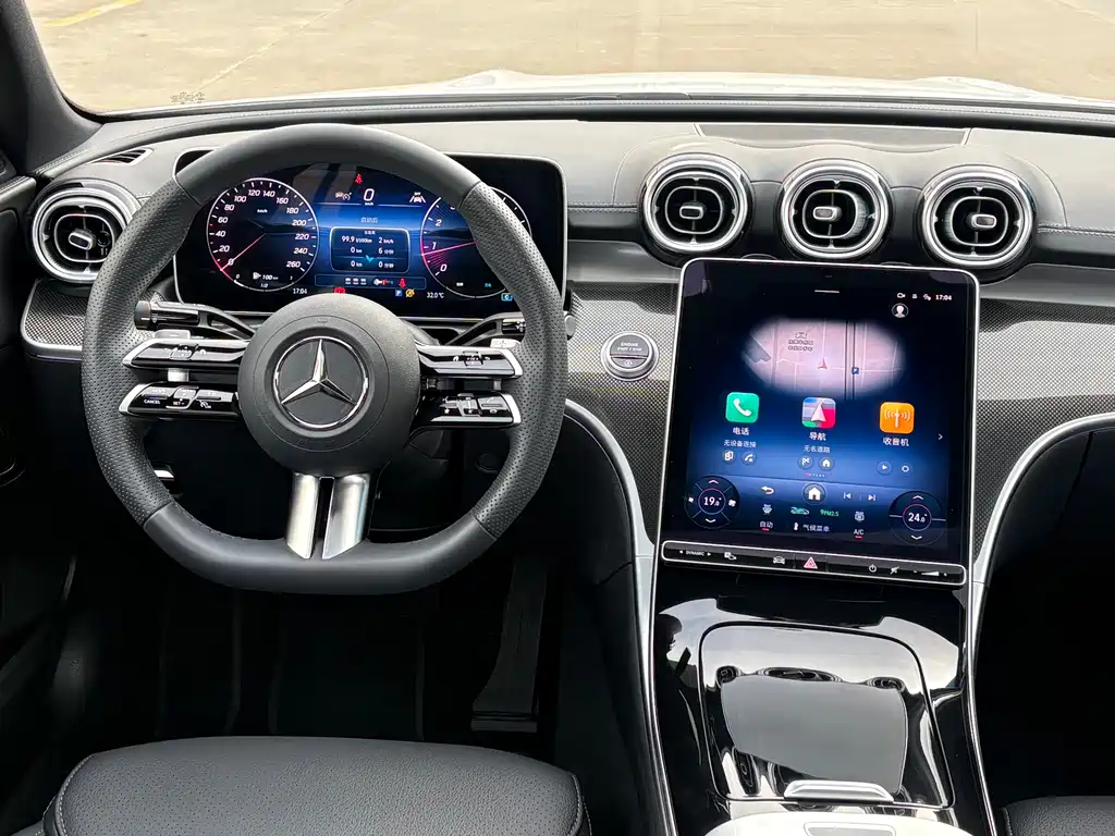Mercedes-Benz C-Class 2025 — фото 6
