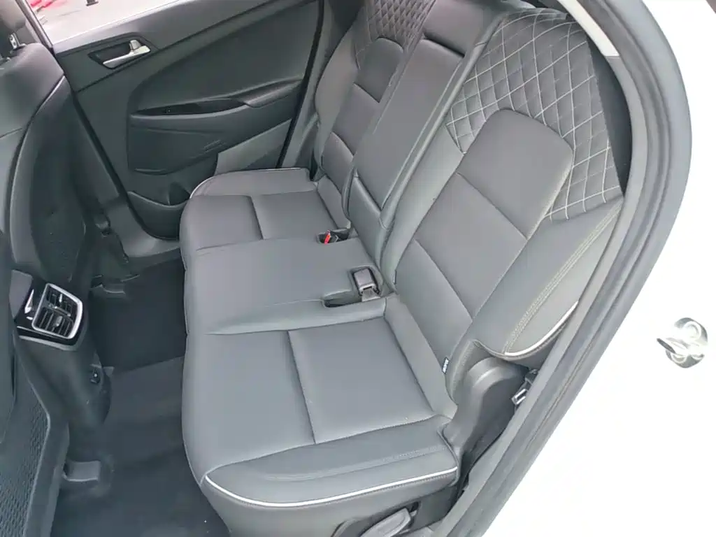 Hyundai Tucson 2019 — фото 17