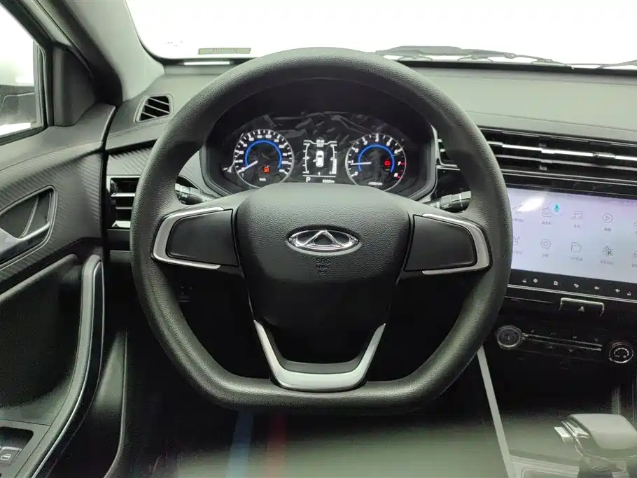 Chery Tiggo 3x 2025 — фото 15
