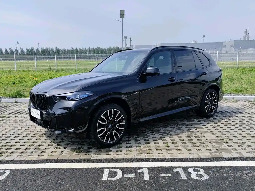BMW X5 2024 — фото 1