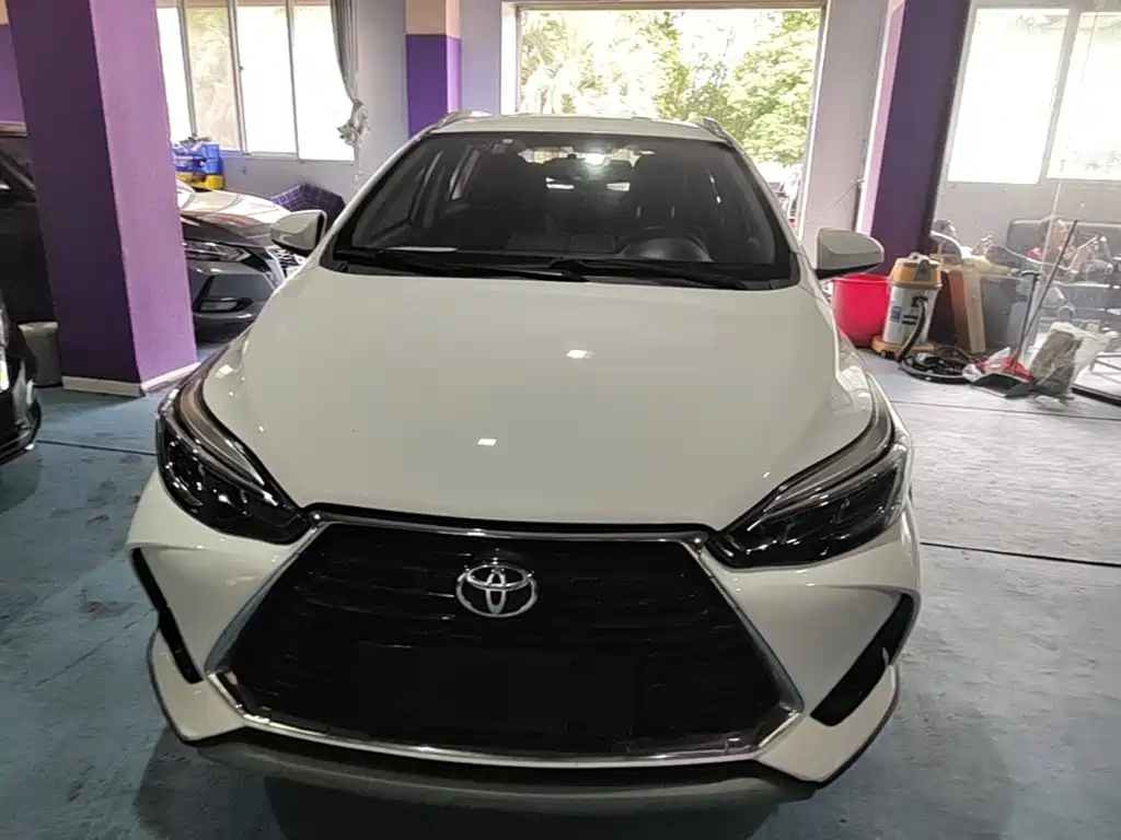 Toyota Yaris L 2021