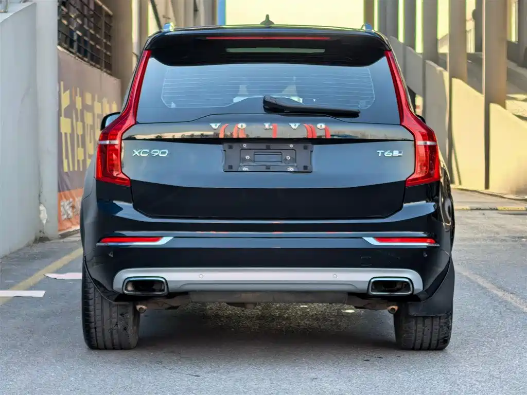 Volvo XC90 2019 — фото 4