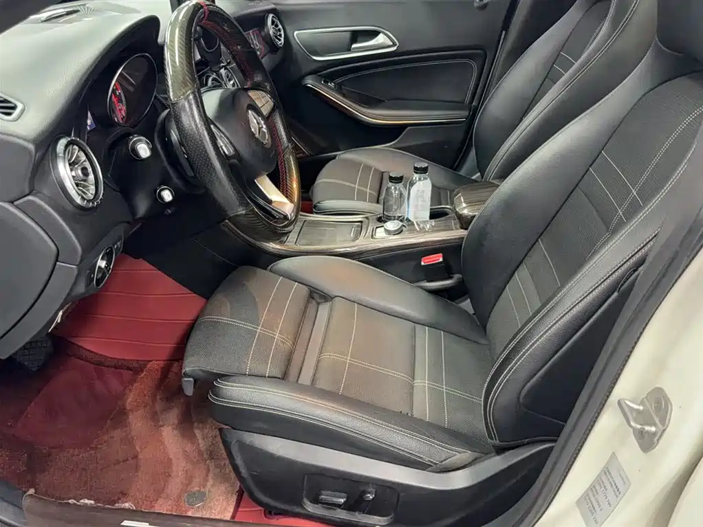 Mercedes-Benz CLA 2016 — фото 19