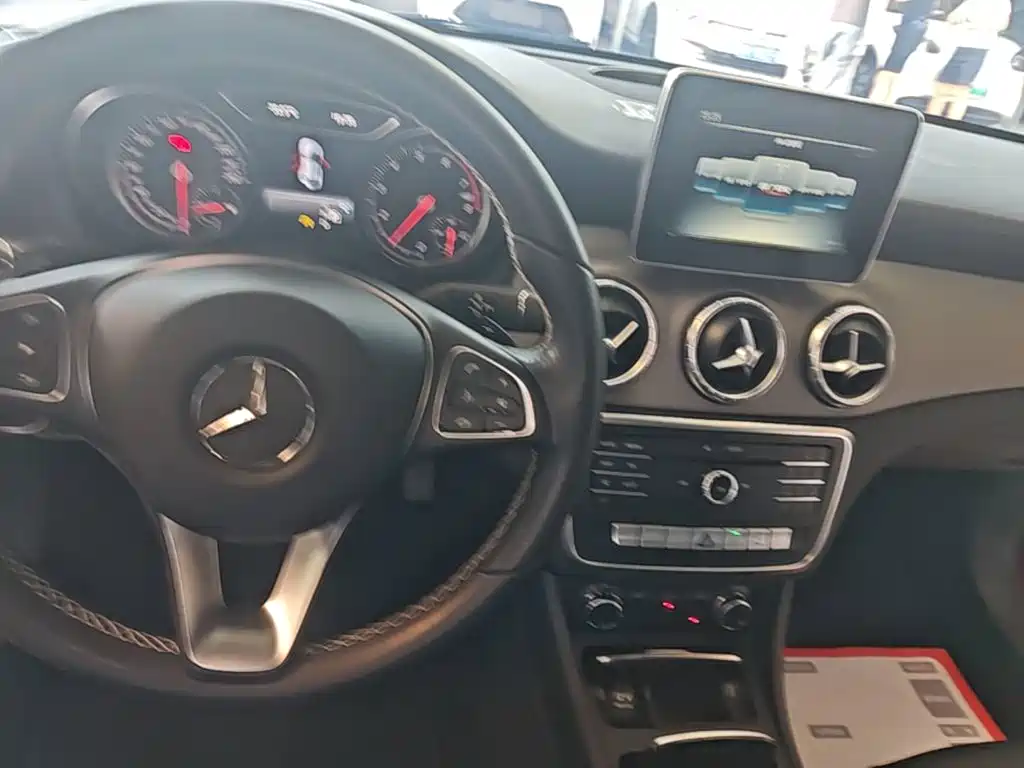 Mercedes-Benz CLA 2016 — фото 14