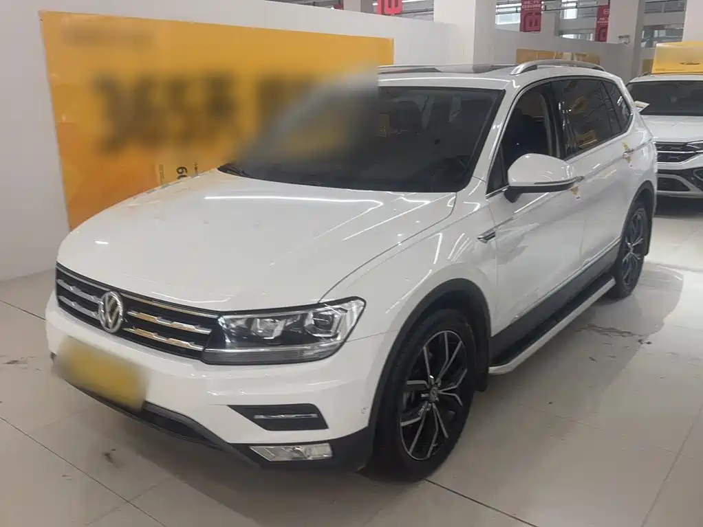 Volkswagen Tiguan L 2020 — фото 2