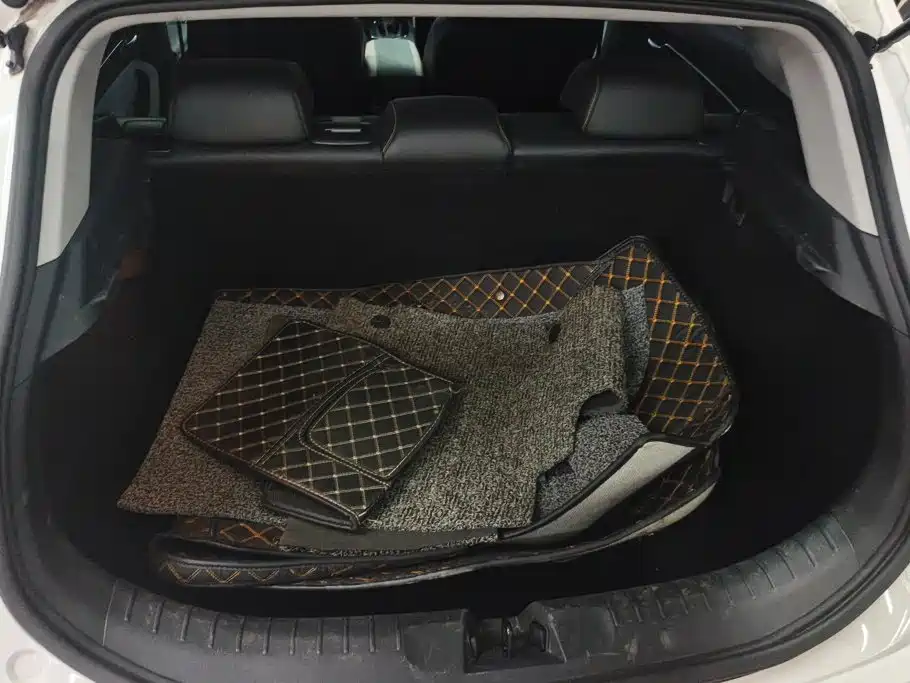 Geely Emgrand S 2024