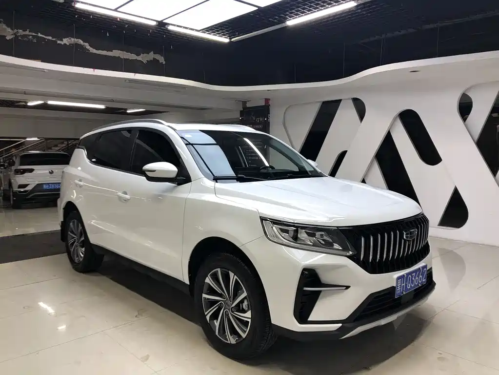 Geely Vision X6 2023 — фото 3