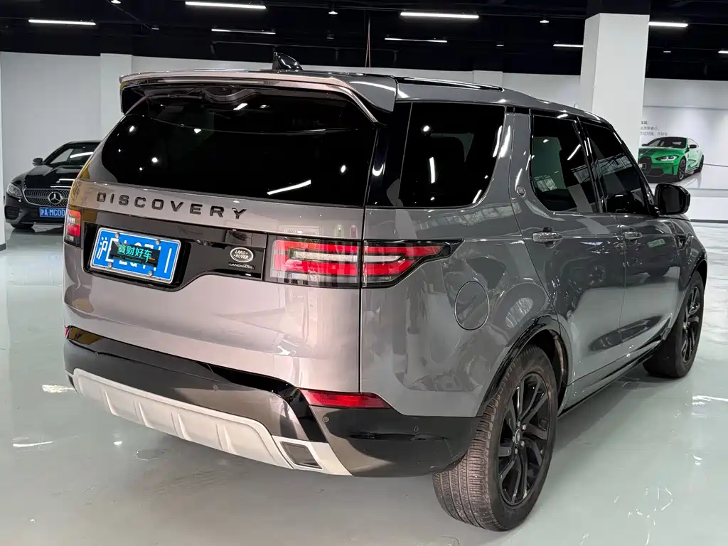 Land Rover Discovery 2020 — фото 12