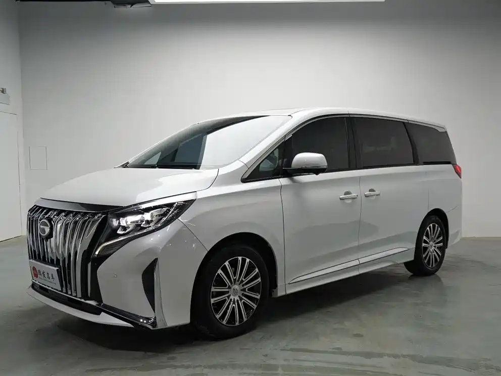 GAC Motor Trumpchi M8 2022 — фото 1