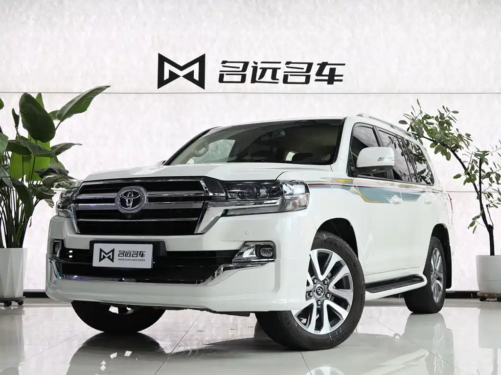 Toyota Land Cruiser 2016 — фото 1