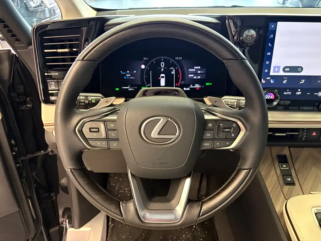 Lexus LM 2026 — фото 10