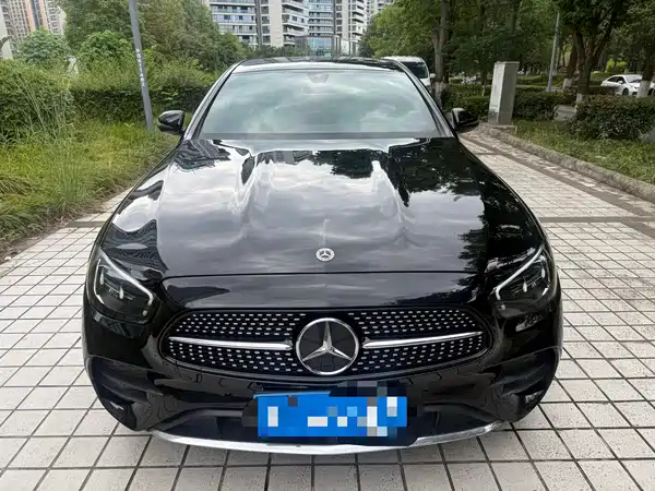 Mercedes-Benz E-Class 2021