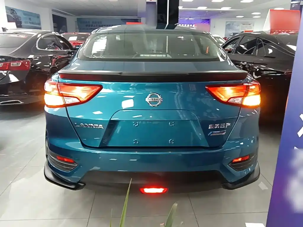 Nissan Bluebird 2018