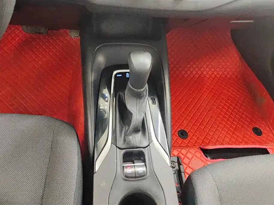 Toyota Corolla 2019 — фото 16