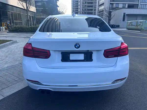 BMW 3 Series 2017