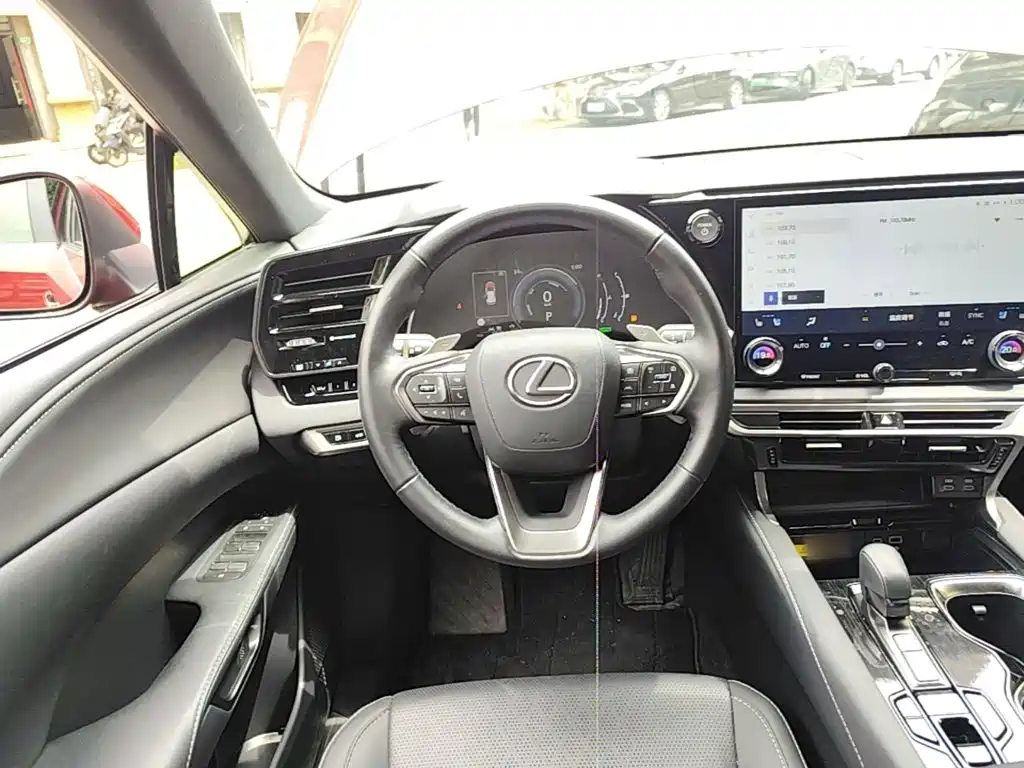 Lexus RX 2023 — фото 11