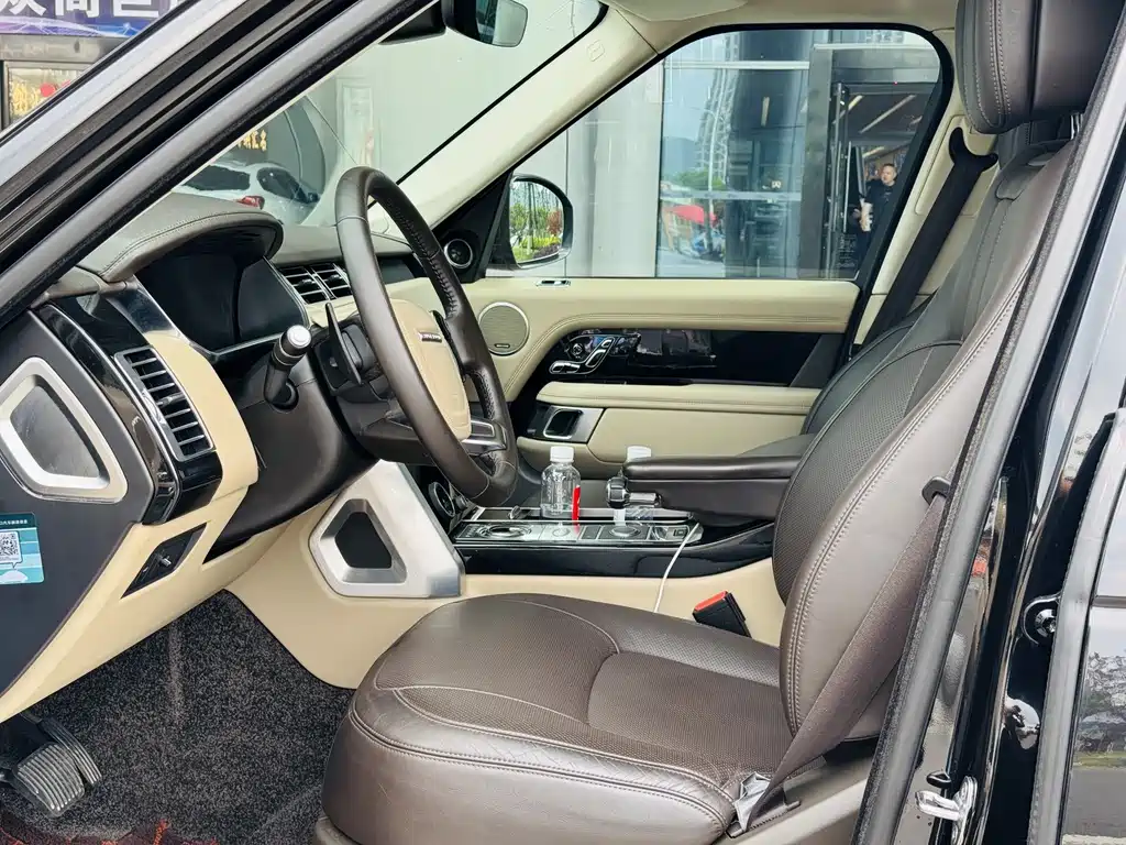 Land Rover Range Rover 2019 — фото 11