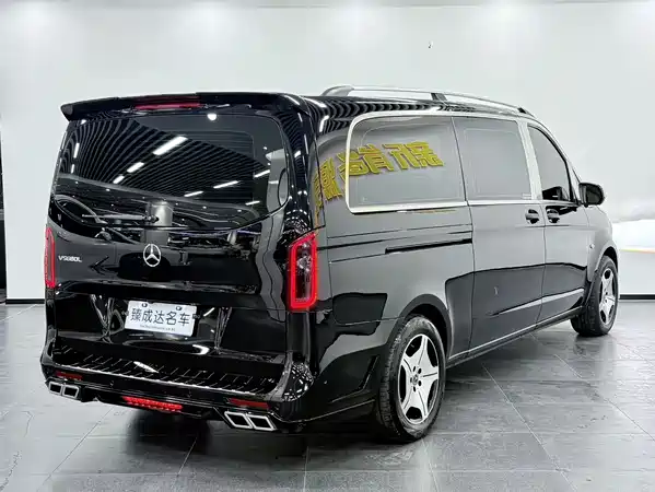 Mercedes-Benz Vito 2024